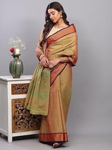 Women in Kanchipuram Saree