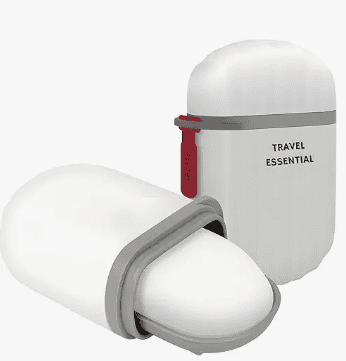 A compact travel soap holder/soap case with a lid.